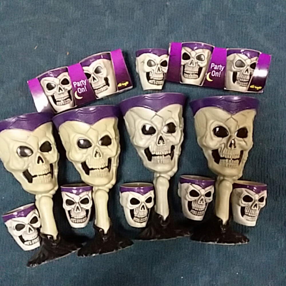 Halloween Skull Wine and Shot Glasses Lot